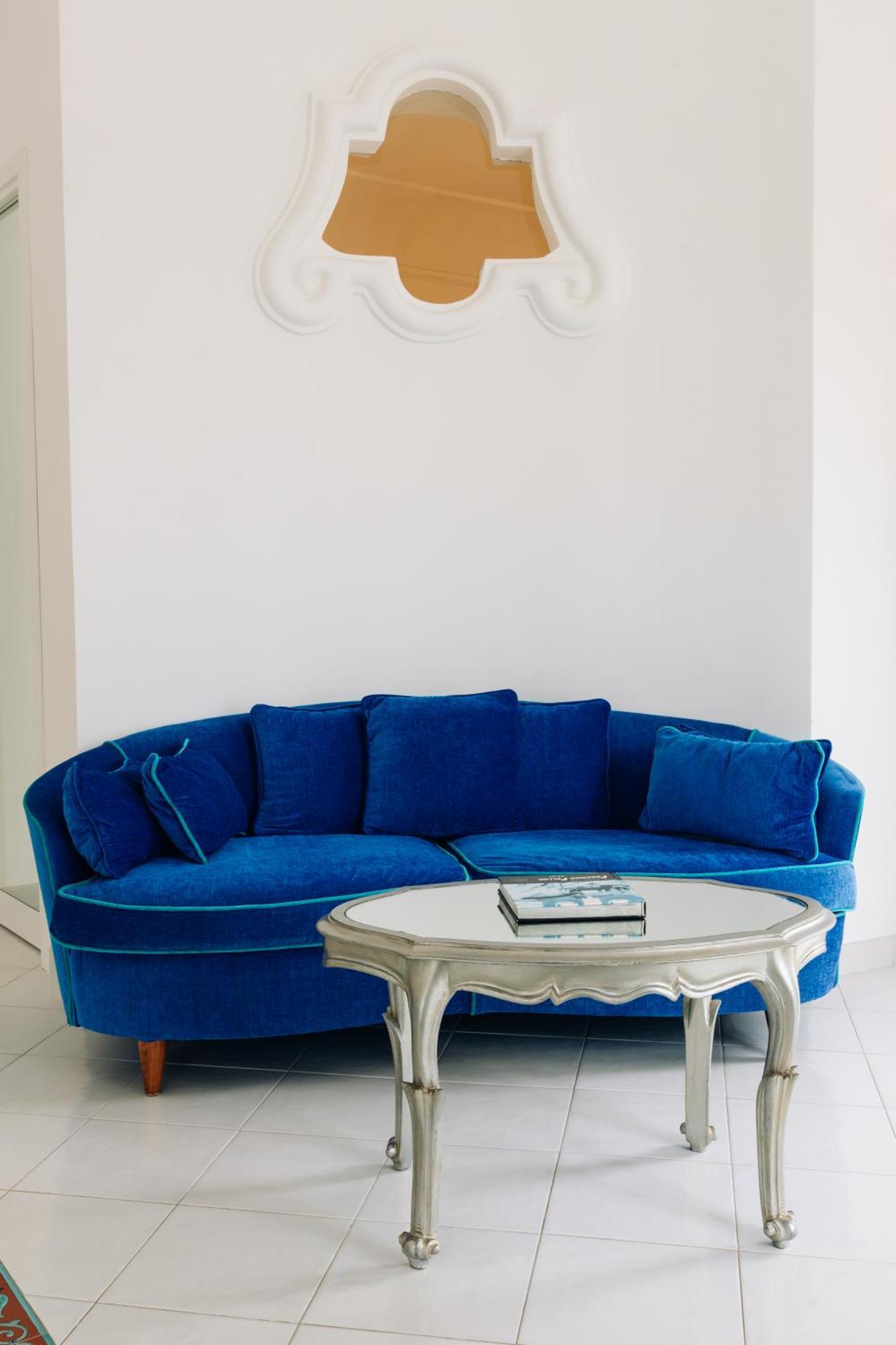 Boheme Exclusive Luxury Apartahotel 2*